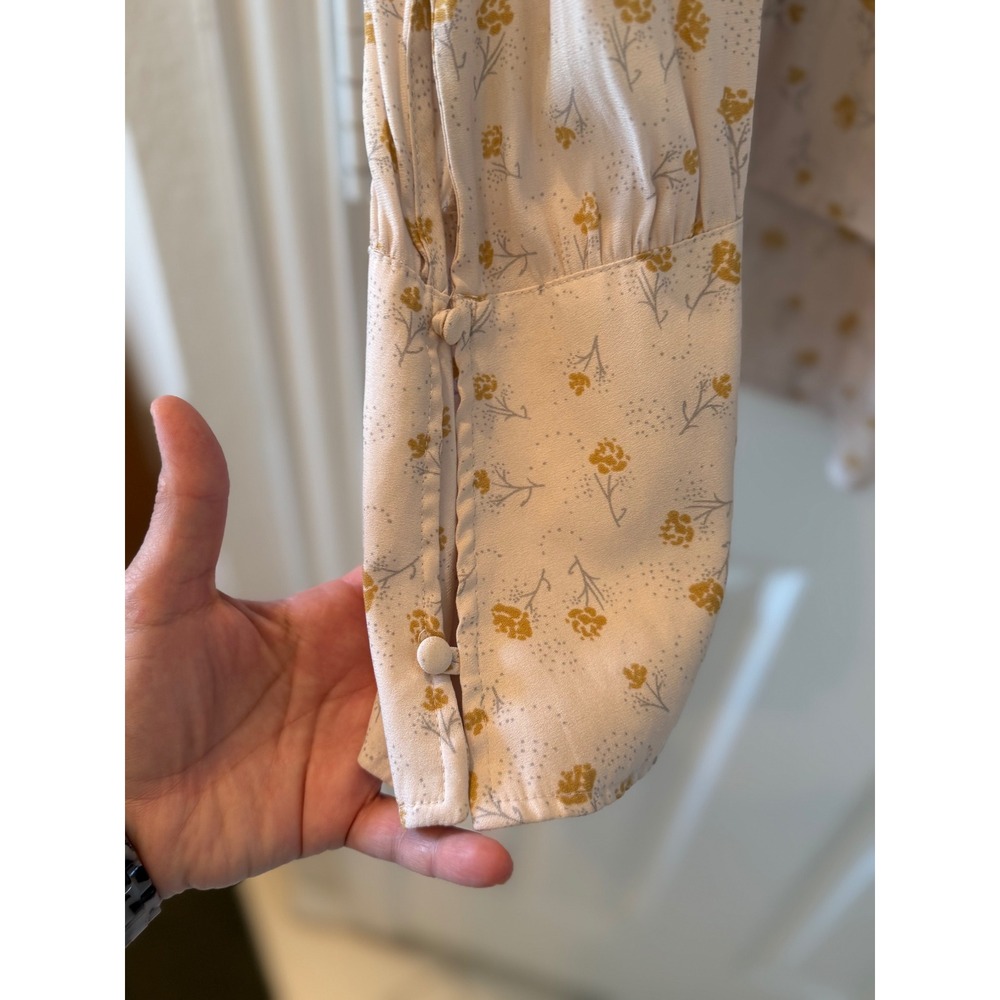 Free People Floral Print Button Front Blouse Top Beige Yellow Size L - Picture 4 of 9
